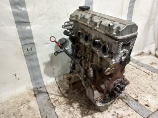 bontott BMW 3 E36 Motor (Fűzött blokk hengerfejjel)