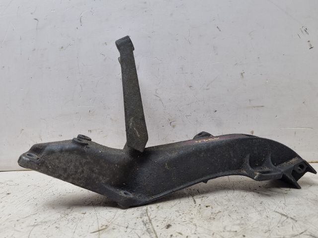 bontott BMW 3 E36 Motor Tartó Bak Bal