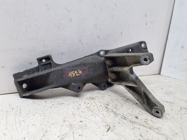 bontott BMW 3 E36 Motor Tartó Bak Bal