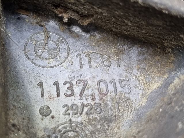 bontott BMW 3 E36 Motor Tartó Bak Bal