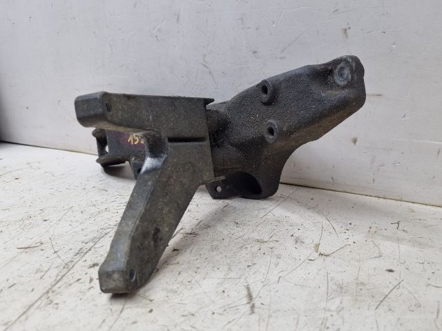 bontott BMW 3 E36 Motor Tartó Bak Bal