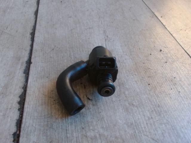 bontott BMW 3 E36 Porlasztó (1 db)