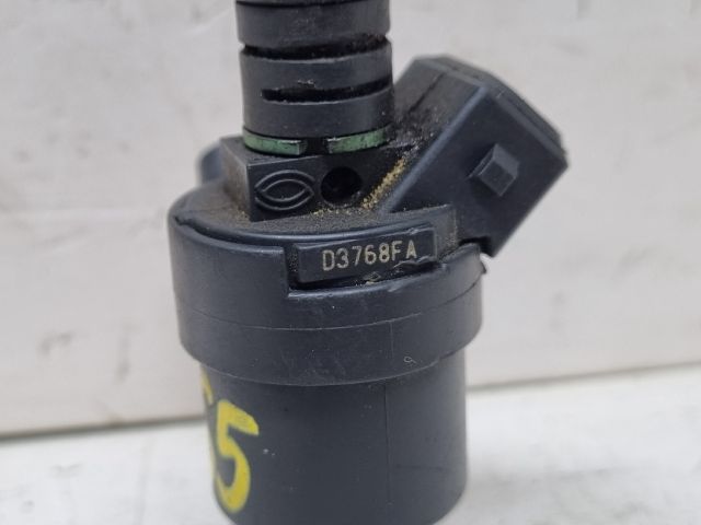 bontott BMW 3 E36 Porlasztó (1 db)