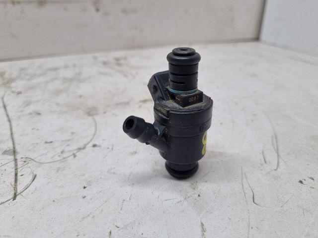 bontott BMW 3 E36 Porlasztó (1 db)