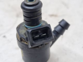 bontott BMW 3 E36 Porlasztó (1 db)