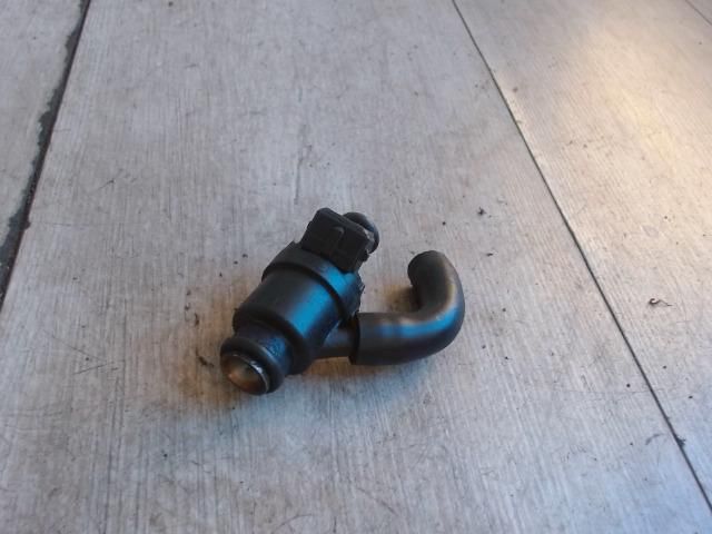 bontott BMW 3 E36 Porlasztó (1 db)