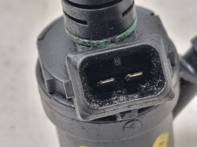 bontott BMW 3 E36 Porlasztó (1 db)