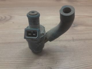 bontott BMW 3 E36 Porlasztó (1 db)