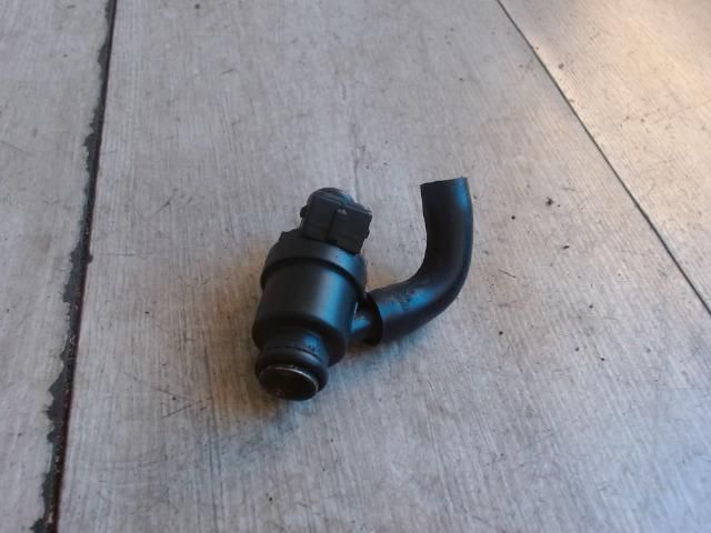 bontott BMW 3 E36 Porlasztó (1 db)