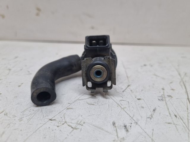 bontott BMW 3 E36 Porlasztó (1 db)