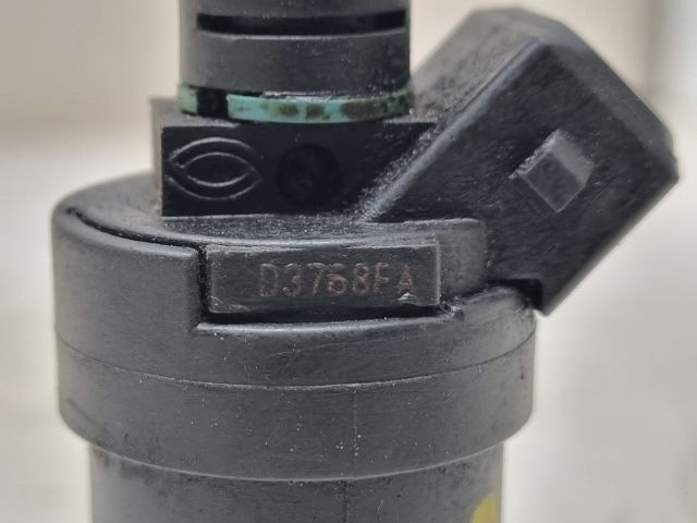 bontott BMW 3 E36 Porlasztó (1 db)