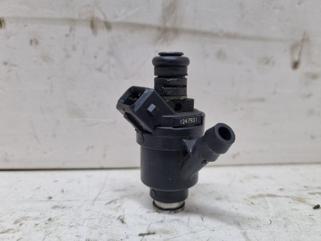 bontott BMW 3 E36 Porlasztó (1 db)