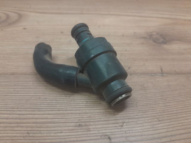 bontott BMW 3 E36 Porlasztó (1 db)