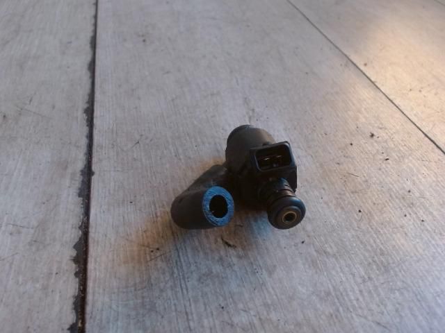 bontott BMW 3 E36 Porlasztó (1 db)