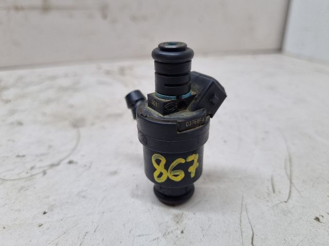 bontott BMW 3 E36 Porlasztó (1 db)