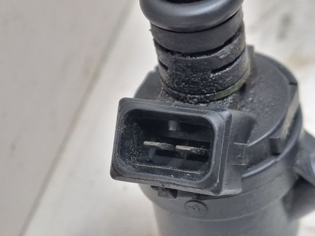 bontott BMW 3 E36 Porlasztó (1 db)