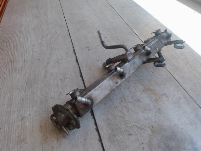 bontott BMW 3 E36 Porlasztó Sor / Híd