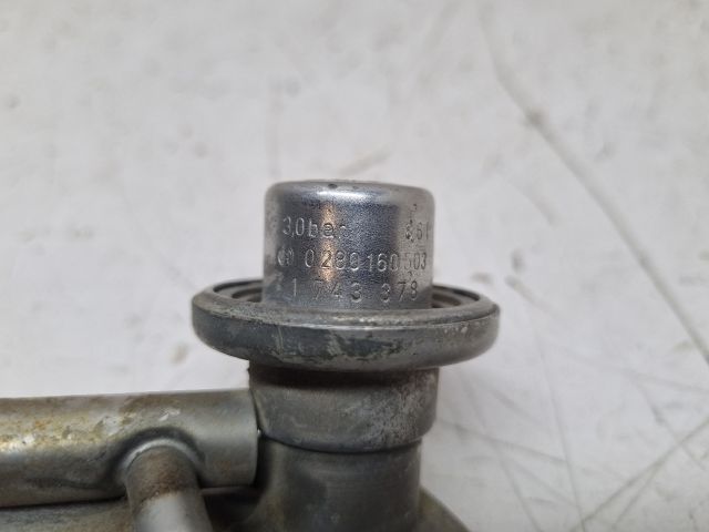 bontott BMW 3 E36 Porlasztó Sor / Híd