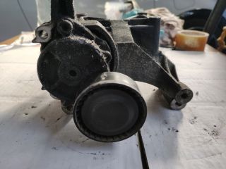 bontott BMW 3 E36 Szíjfeszítő Görgő