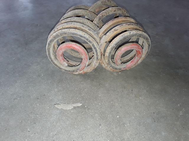 bontott BMW 3 E36 Ültetőrugó Szett