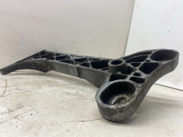 bontott BMW 3 E36 Váltó Tartó Bak (Pozíciófüggetlen)