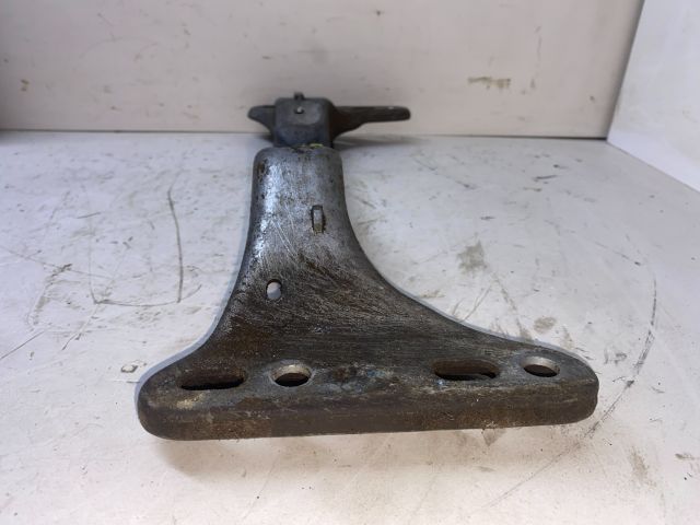 bontott BMW 3 E36 Váltó Tartó Bak (Pozíciófüggetlen)