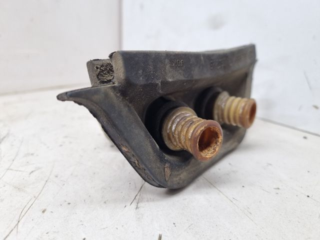 bontott BMW 3 E36 Vízcső