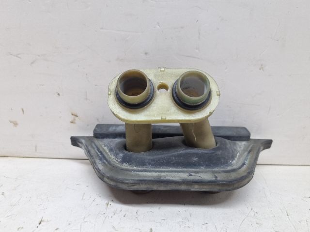 bontott BMW 3 E36 Vízcső