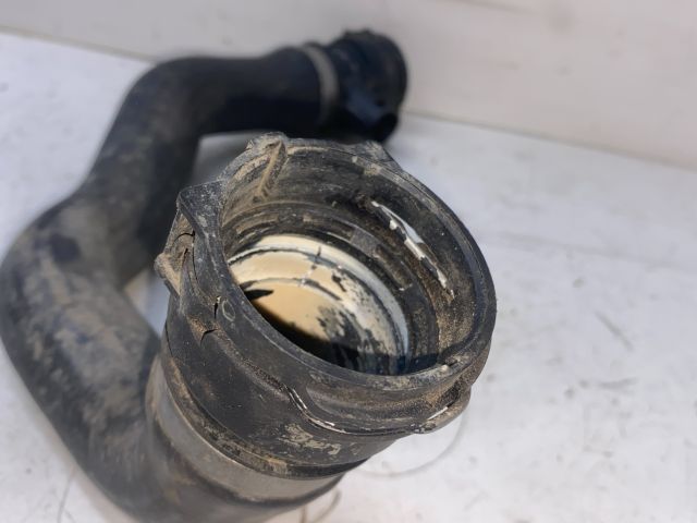 bontott BMW 3 E36 Vízcső