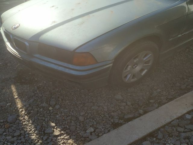 bontott BMW 3 E36 Homlokfal (Üres lemez)