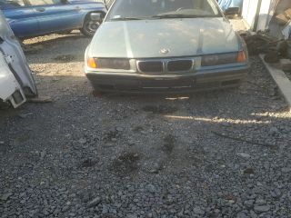 bontott BMW 3 E36 Homlokfal (Üres lemez)
