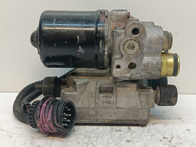 bontott BMW 3 E36 ABS Kocka