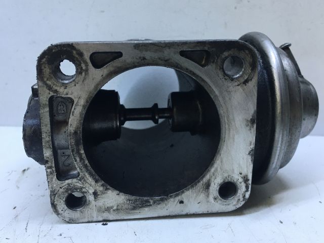 bontott BMW 3 E36 EGR / AGR Szelep