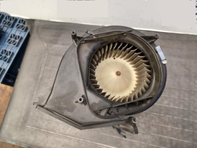 bontott BMW 3 E36 Klímahűtő Ventilátor