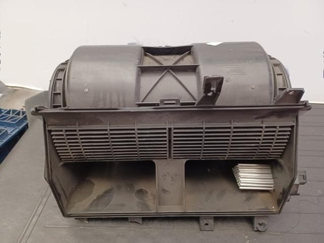 bontott BMW 3 E36 Klímahűtő Ventilátor