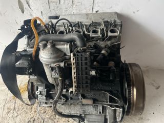 bontott BMW 3 E36 Motor (Fűzött blokk hengerfejjel)