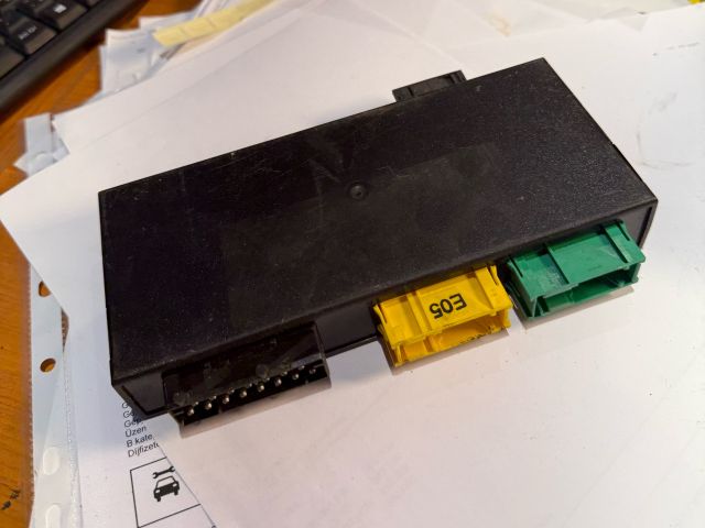 bontott BMW 3 E36 Komfort Elektronika