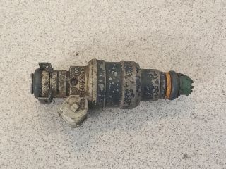 bontott BMW 3 E36 Porlasztó (1 db)