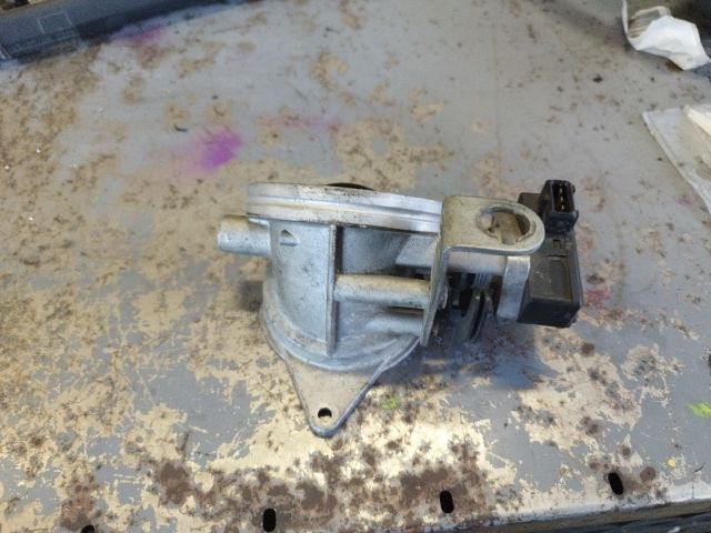 bontott BMW 3 E36 Fojtószelep (Elektromos)