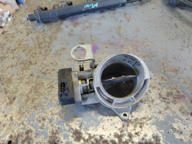 bontott BMW 3 E36 Fojtószelep (Elektromos)