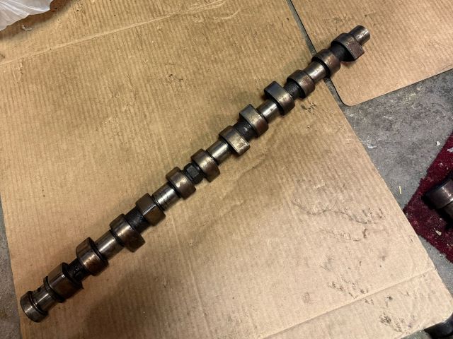 bontott BMW 3 E36 Vezérműtengely (Magában)