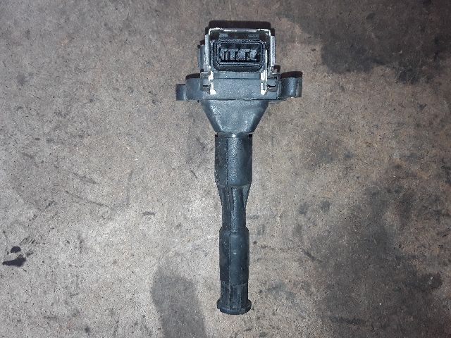bontott BMW 3 E36 Gyújtótrafó