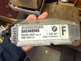 bontott BMW 3 E36 Motorvezérlő