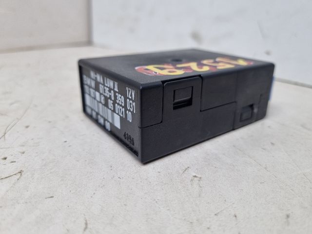 bontott BMW 3 E36 Ablaktörlő Relé