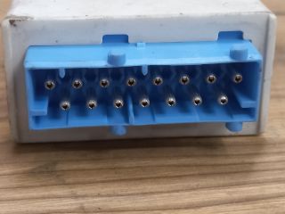 bontott BMW 3 E36 Ablaktörlő Relé