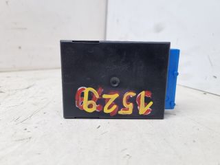 bontott BMW 3 E36 Ablaktörlő Relé