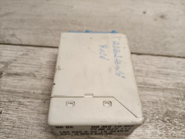 bontott BMW 3 E36 Ablaktörlő Relé