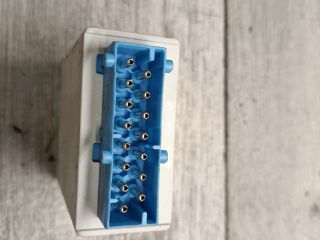 bontott BMW 3 E36 Ablaktörlő Relé