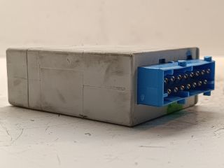 bontott BMW 3 E36 Ablaktörlő Relé