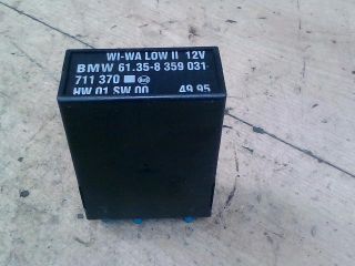 bontott BMW 3 E36 Ablaktörlő Relé